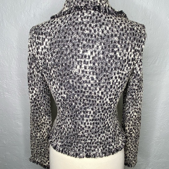 ST. JOHN animal print black knit 4-button blazer with fringe detail - Picture 6 of 14